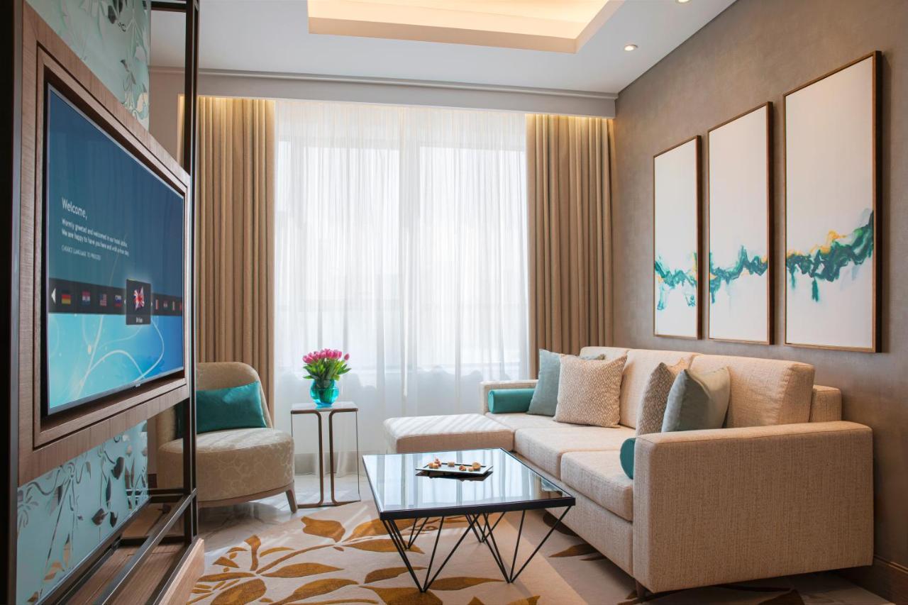 فندق الجداف روتانا سويت دبي المظهر الخارجي الصورة A living room at the hotel